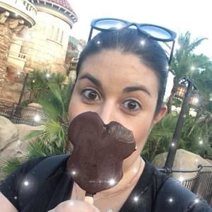 Meet your Posher, Lisette